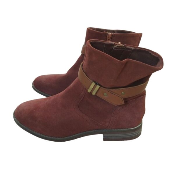 NWT Ladies Clarks Camzin Strap ankle boots Mahogany Suede Western Size 8 - Picture 4 of 11